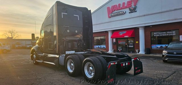 2019 Kenworth T680-8