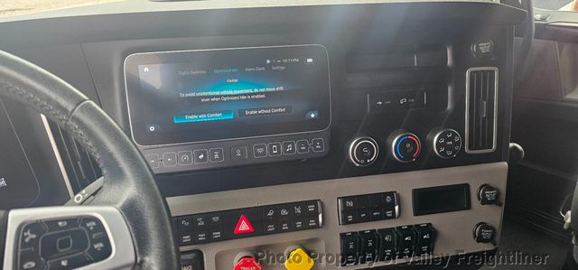 2024 Freightliner Cascadia 126-26