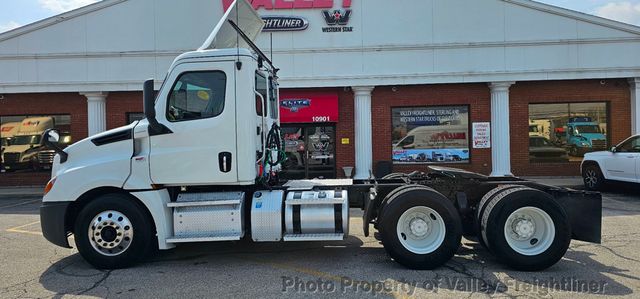 2020 Freightliner Cascadia 126-12