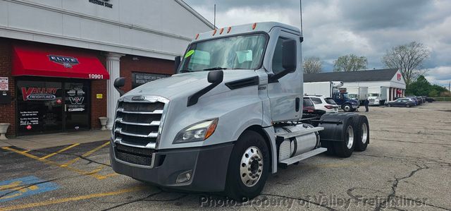 2021 Freightliner Cascadia 126-2