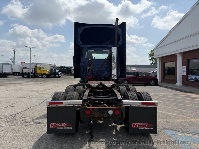 2019 International LT625-9