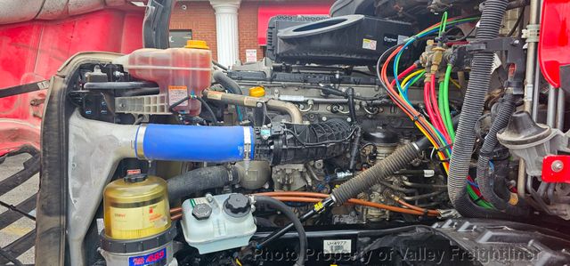 2023 Freightliner Cascadia 126-14