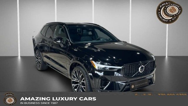 2022 Volvo XC60 Recharge R-Design Extended Range eAWD