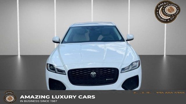 2022 Jaguar XF R-Dynamic SE
