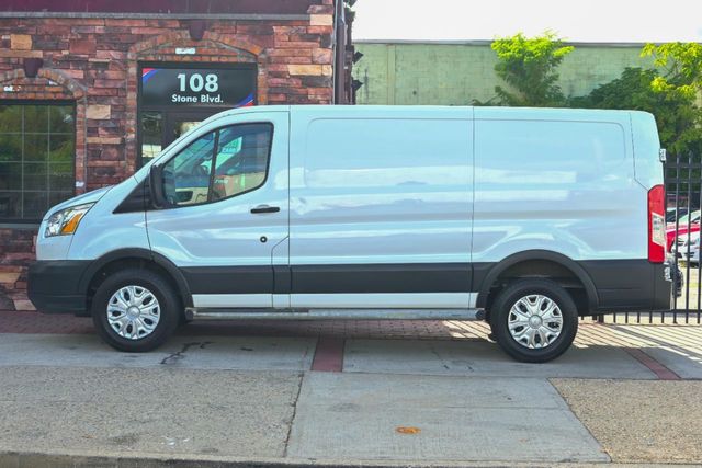 2018 Ford Transit Van  - $27,985