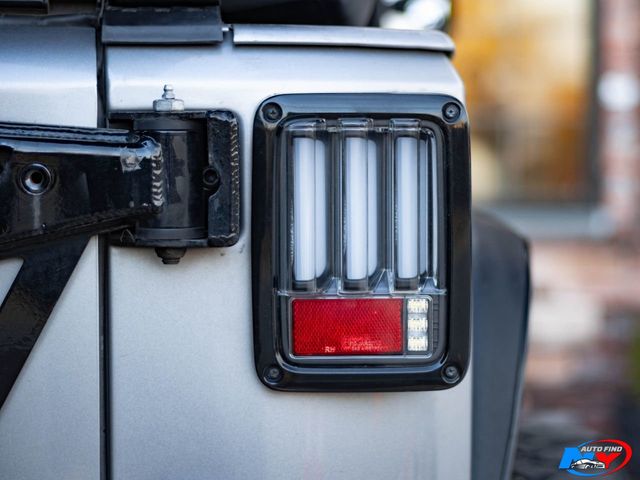 2015 Jeep Wrangler  - $22,985
