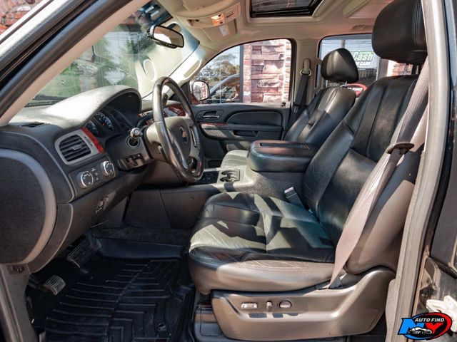 2011 CHEVROLET Suburban SUV / Crossover - $17,985