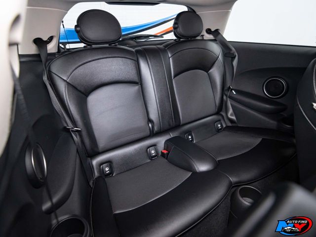 2015 MINI Hardtop Hatchback - $12,985