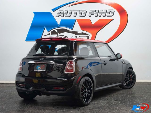 2011 MINI Hardtop Hatchback - $12,985
