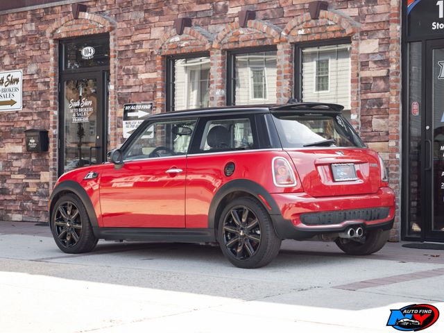 2010 Mini Cooper Hardtop photo 4