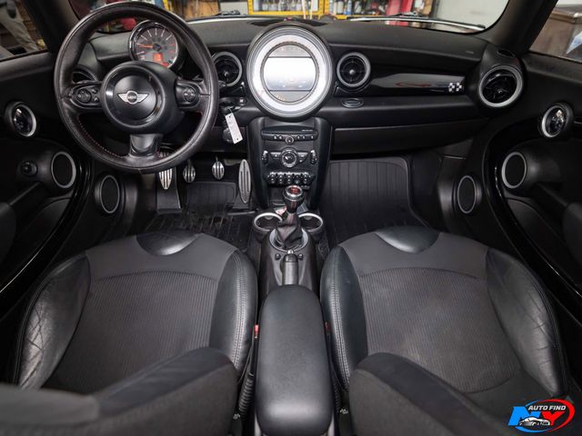2012 Mini Cooper Hardtop John Cooper Works photo 2