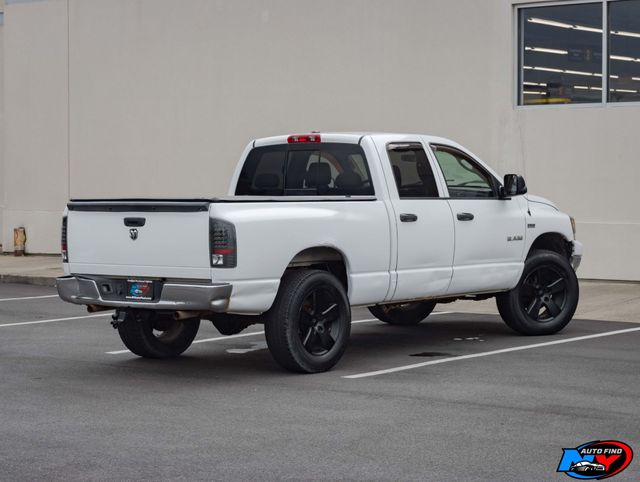 2008 Dodge Ram SLT photo 3