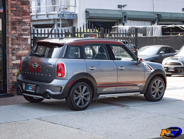 2016 Mini Countryman S ALL4 photo 2