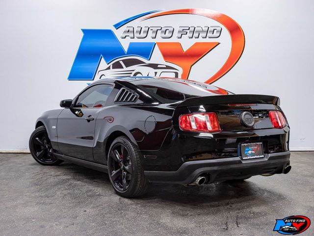 2011 Ford Mustang GT photo 2