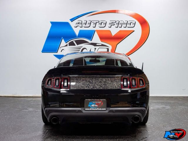 2012 Ford Mustang Premium GT photo 4