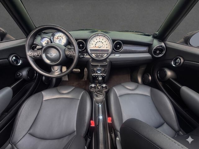 2011 MINI Cooper - $8,822