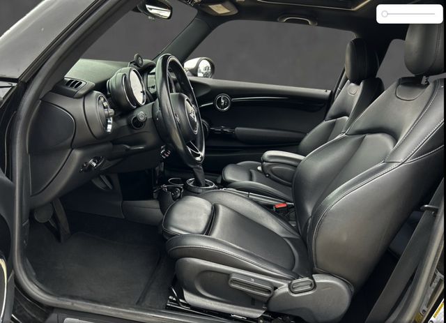 2015 MINI Hardtop - $12,822