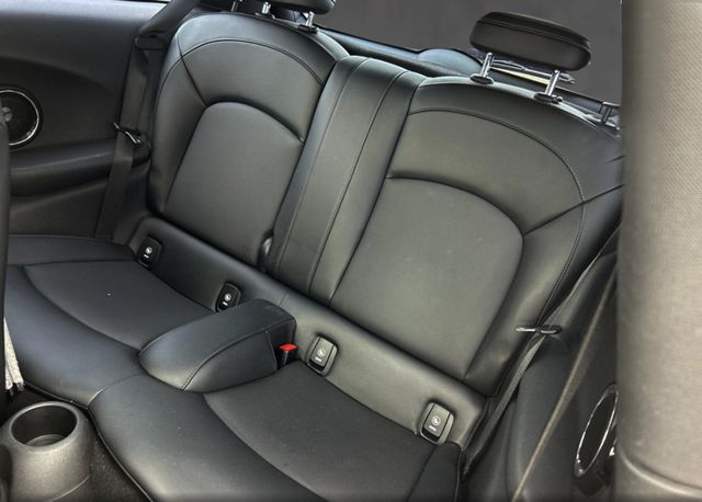 2015 MINI Hardtop - $12,822