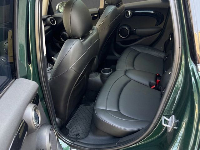2015 MINI Hardtop - $8,822