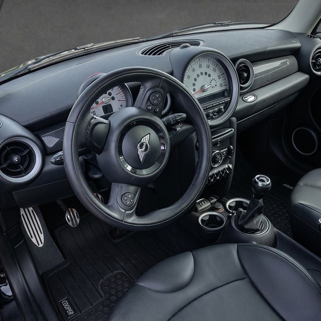 2013 MINI Hardtop - $6,822