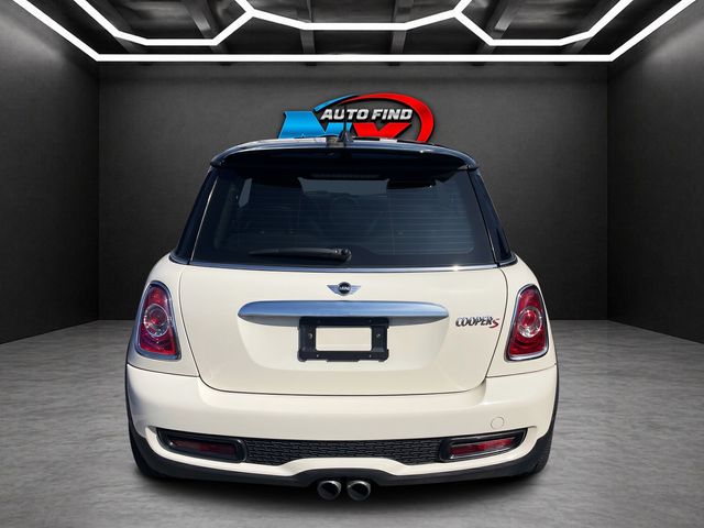 2013 MINI Hardtop - $6,822