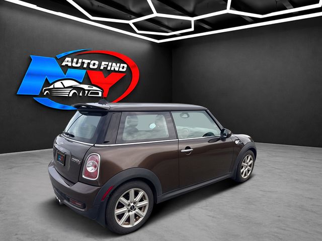 2013 MINI Hardtop - $7,822