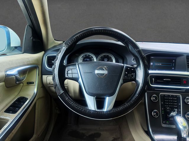 2013 Volvo S60 - $4,822