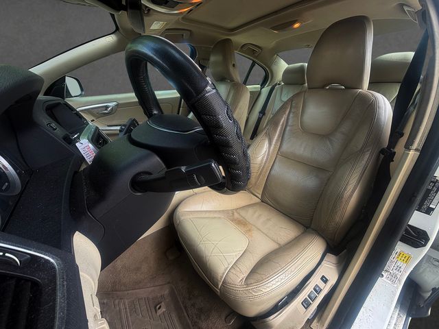 2013 Volvo S60 - $4,822