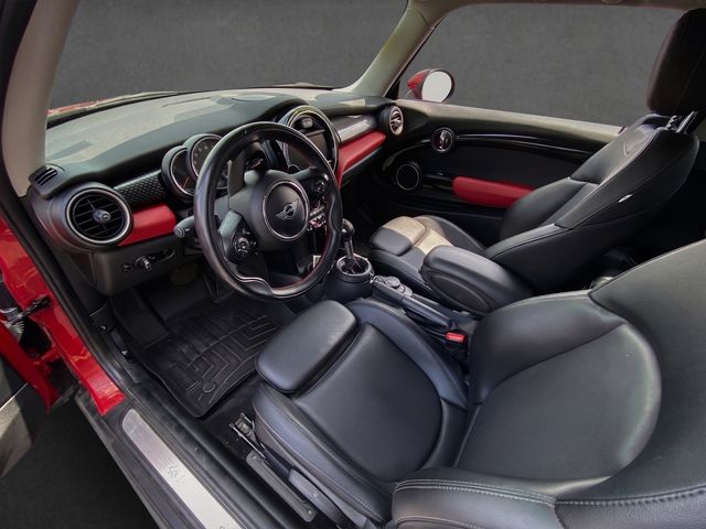 2014 MINI Cooper - $9,822