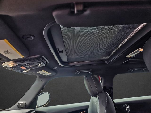 2019 MINI Hardtop - $10,822