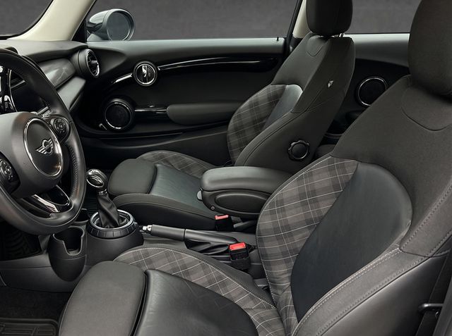 2014 MINI Hardtop - $8,822