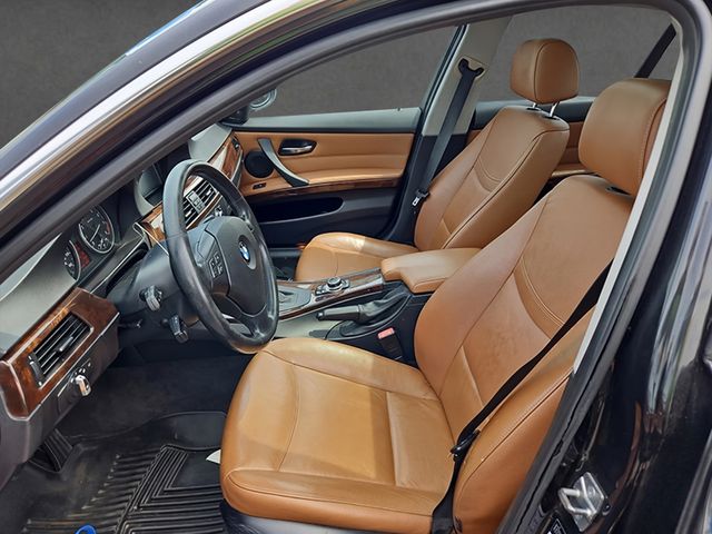2011 BMW 3 Series - $9,822