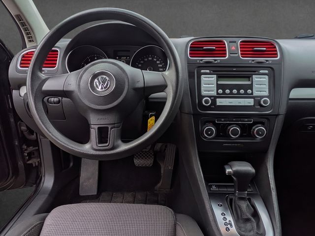 2010 Volkswagen Golf - $5,822