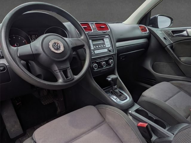 2010 Volkswagen Golf - $5,822