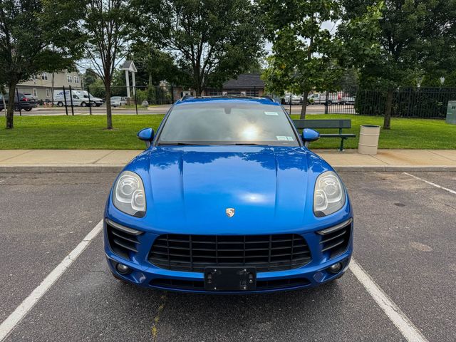2016 Porsche Macan