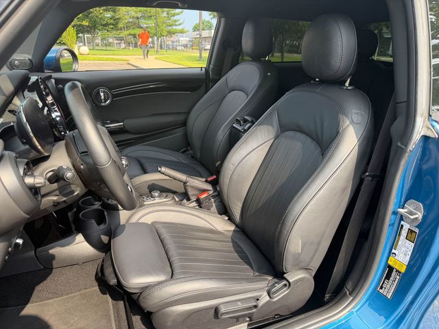 2022 MINI Hardtop - $27,822