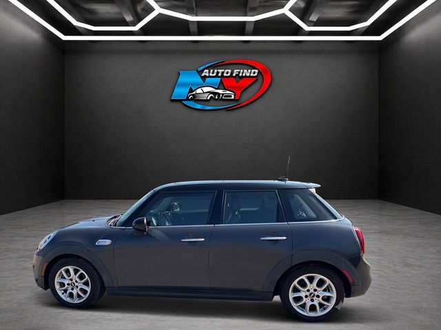 2016 MINI Hardtop - $13,822