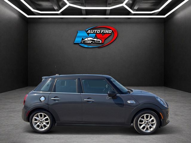 2016 MINI Hardtop - $13,822