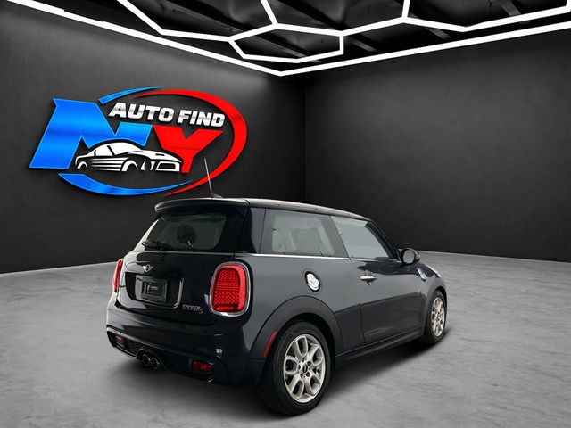 2015 MINI Hardtop - $12,822