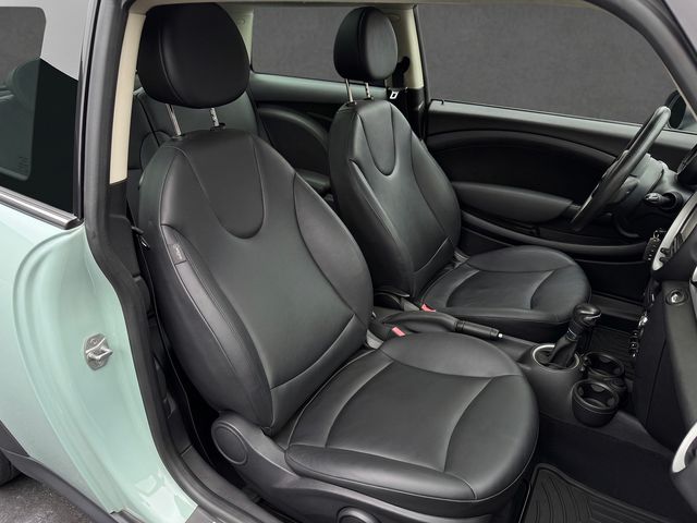 2013 MINI Hardtop - $6,822