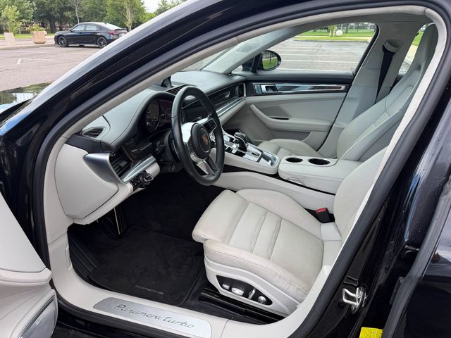 2018 Porsche Panamera
