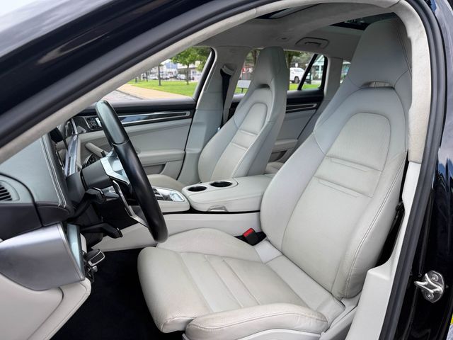 2018 Porsche Panamera