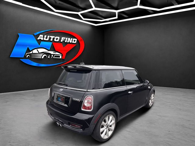 2013 MINI Hardtop - $10,822