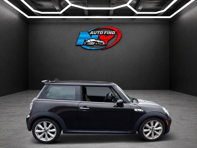 2013 MINI Hardtop - $10,822