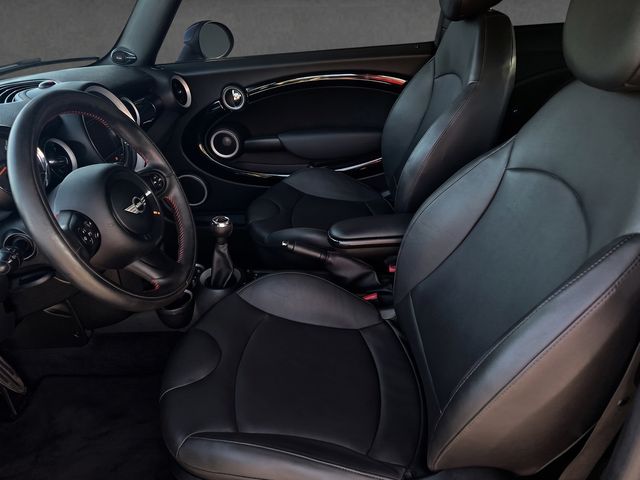 2013 MINI Hardtop
