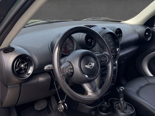2015 MINI Countryman - $8,822