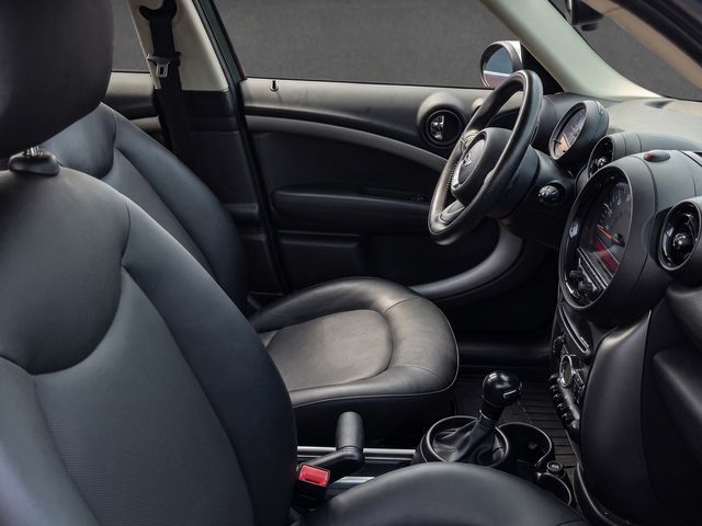 2015 MINI Countryman - $8,822