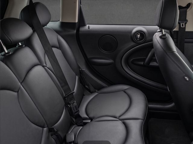 2015 MINI Countryman - $8,822