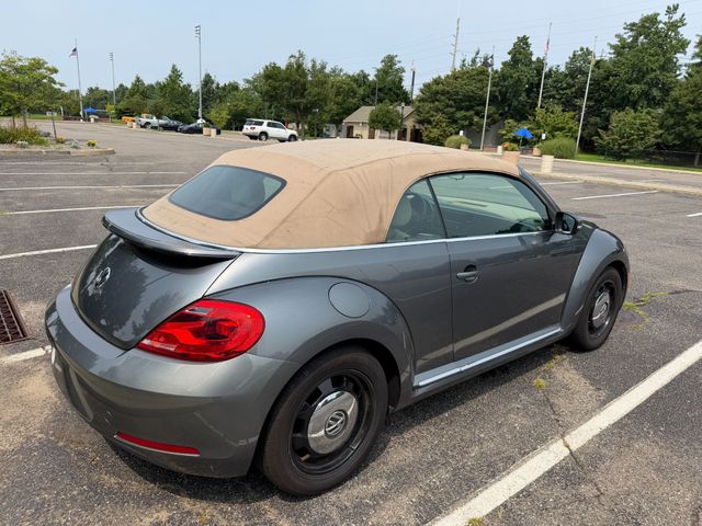 2013 Volkswagen Beetle - $11,822