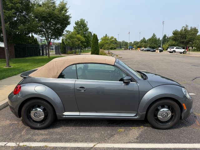 2013 Volkswagen Beetle - $11,822